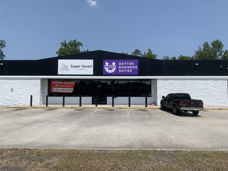 504 E Highway 90, Dayton, TX for sale - Building Photo - Image 1 of 1