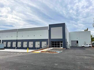 Plus de détails pour 16935 SE 120th Ave, Clackamas, OR - Industriel à louer