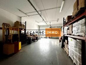 Industrial in Croissy-Beaubourg for sale Interior Photo- Image 1 of 5