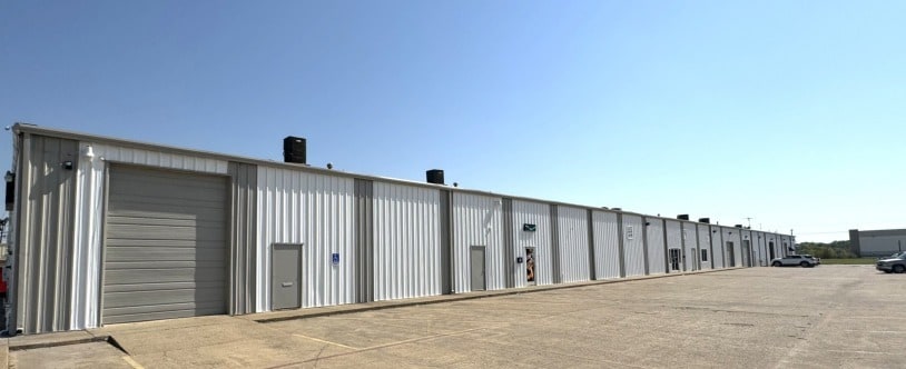 1210 W Scyene Rd, Mesquite, TX for lease - Building Photo - Image 2 of 3
