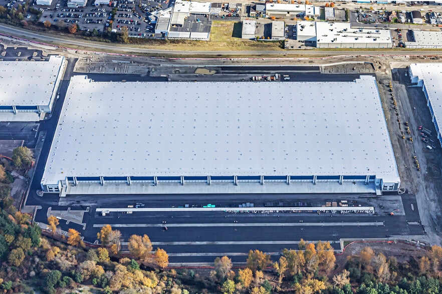 5802 S Burlington Way, Tacoma, WA for lease - Building Photo - Image 3 of 5