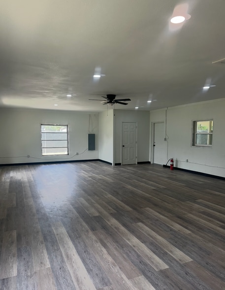1919 W Gulf To Lake Hwy, Lecanto, FL for lease - Building Photo - Image 2 of 12