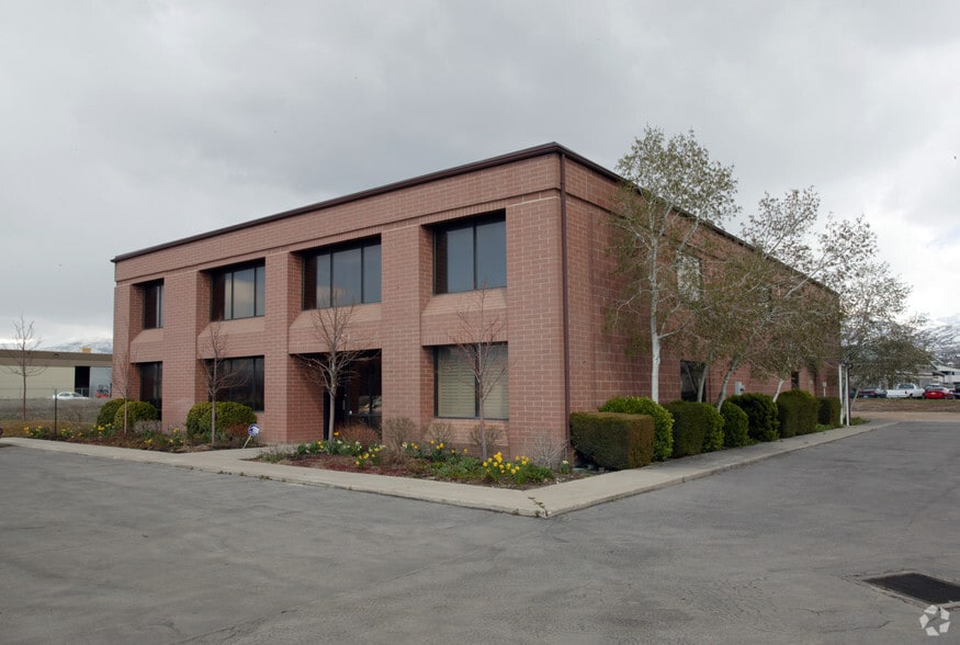 520 N 400 W, North Salt Lake, UT à louer - Photo principale - Image 1 de 34