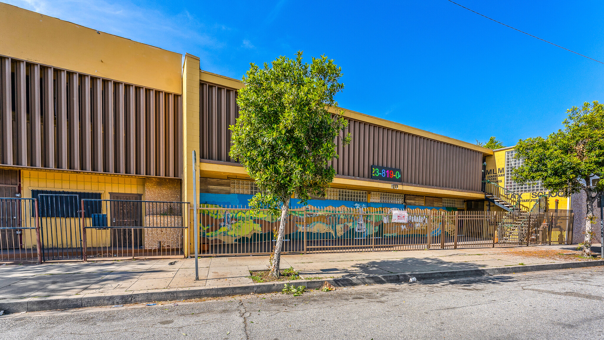 1117-1121 Goodrich Blvd, Los Angeles, CA for lease Primary Photo- Image 1 of 43