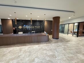 4501 Tamiami Trl N, Naples, FL à louer Photo intérieure- Image 1 de 7