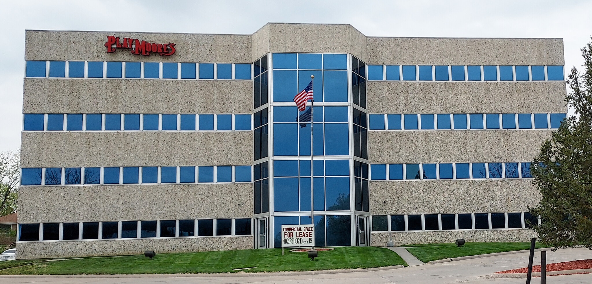 1406 Fort Crook Rd S, Bellevue, NE for lease Building Photo- Image 1 of 3