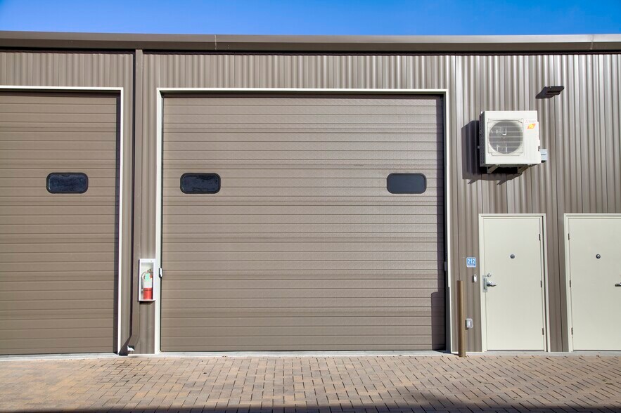 560-580 Ames St, Lakewood, CO à vendre - Photo du bâtiment - Image 3 de 8