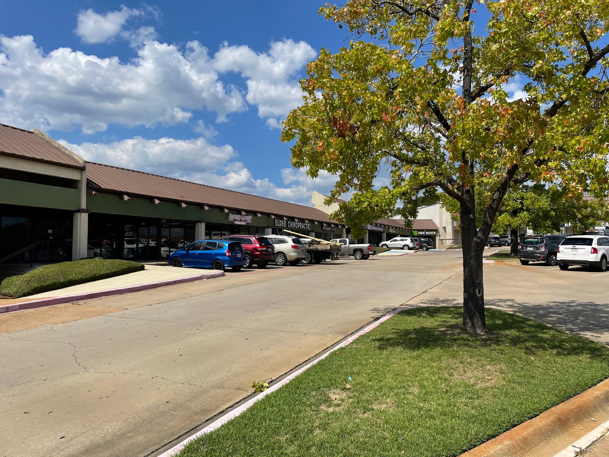 1809 E Loop 281, Longview, TX à louer Photo du bâtiment- Image 1 de 6