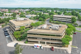 555 Grove St, Herndon, VA - AÉRIEN  Vue de la carte