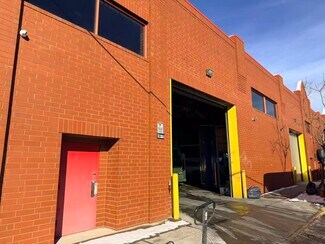 Plus de détails pour 8873 76th Ave, Glendale, NY - Industriel à vendre