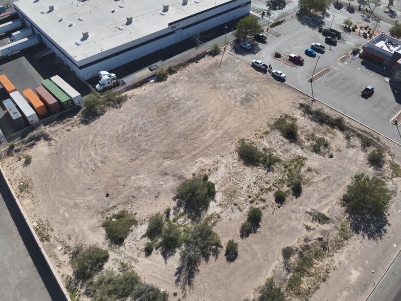 7130 Airport Rd, El Paso, TX à louer - Aérien - Image 2 de 4