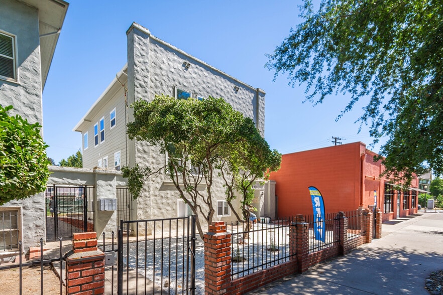 1823 P St, Sacramento, CA for sale - Building Photo - Image 3 of 34