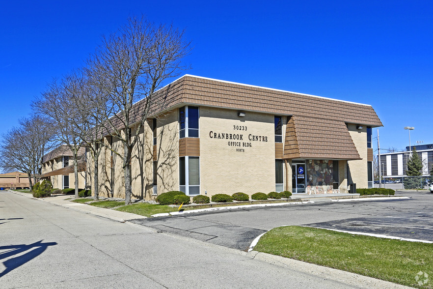 30233 Southfield Rd, Southfield, MI for sale - Building Photo - Image 1 of 1