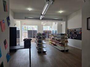 1655-1657 N Western Ave, Chicago, IL à louer Photo intérieure- Image 1 de 5