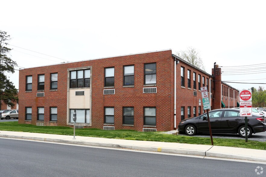 6600 York Rd, Baltimore, MD à louer - Photo du bâtiment - Image 2 de 5