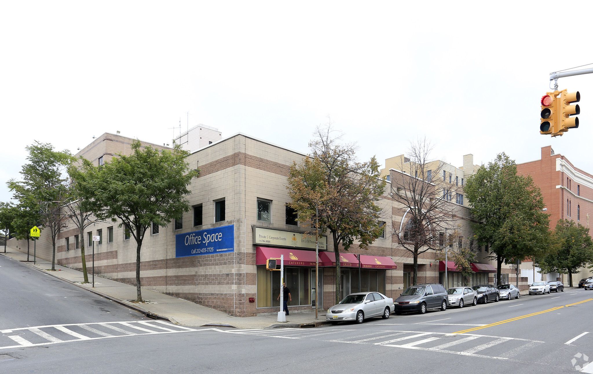 4006 3rd Ave, Bronx, NY à vendre Photo principale- Image 1 de 1