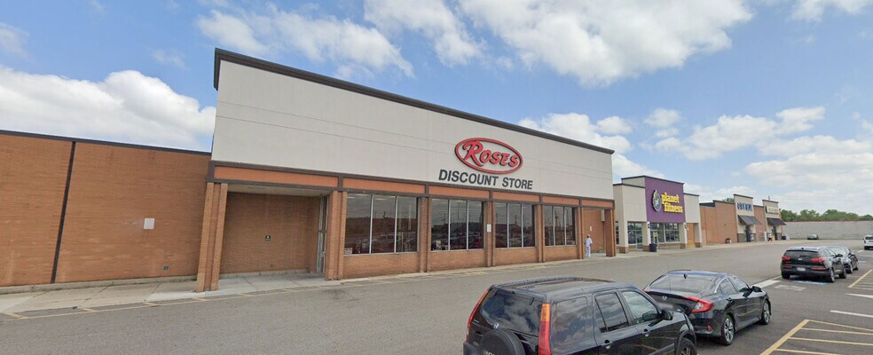 4601 Northfield Rd, North Randall, OH à louer - Photo du bâtiment - Image 3 de 4