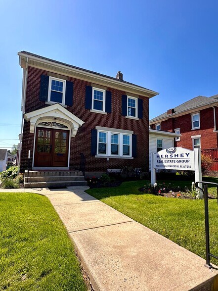 405 E Chocolate Ave, Hershey, PA à louer - Photo du bâtiment - Image 3 de 9