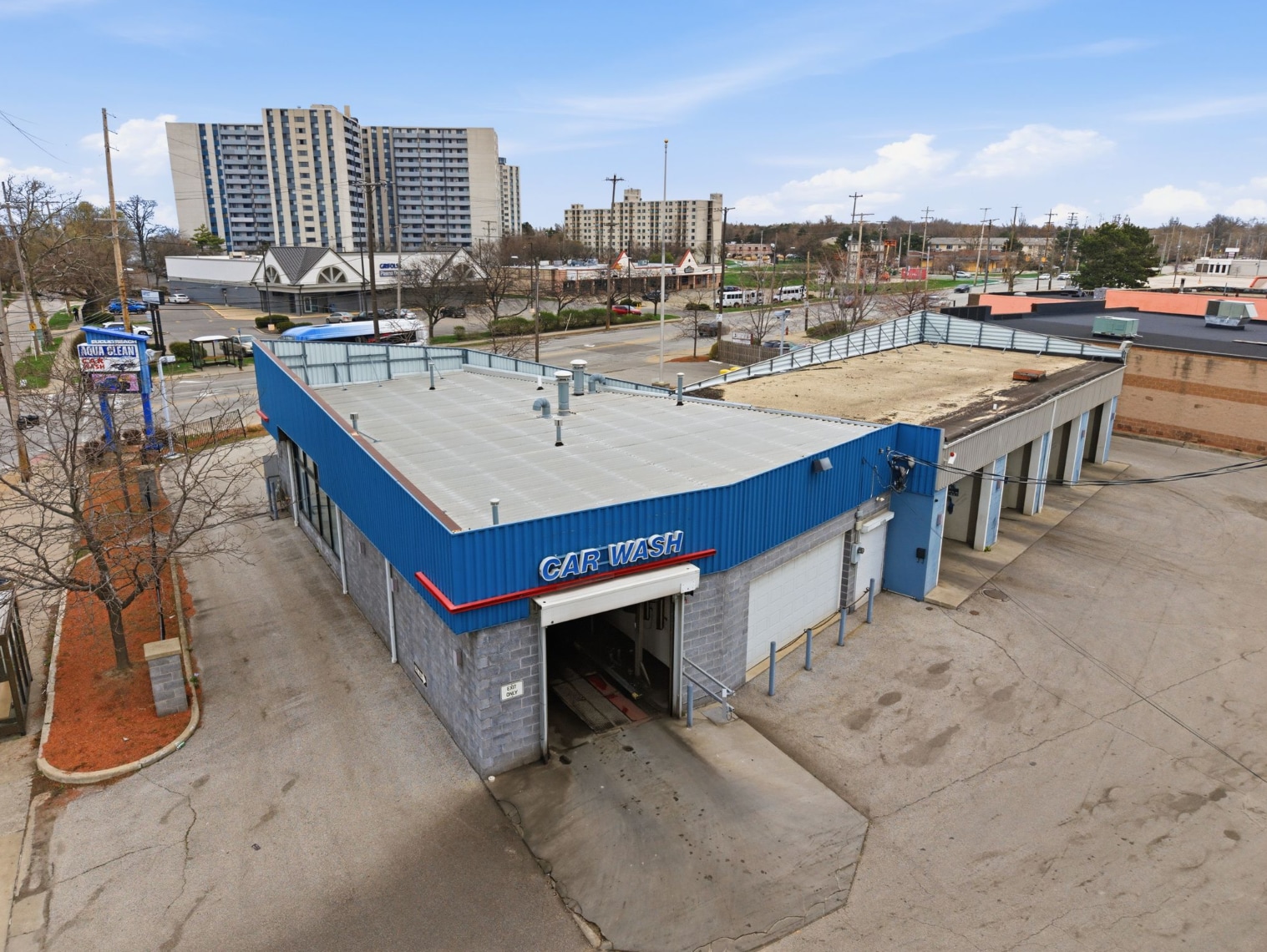 15610 Lake Shore Blvd, Cleveland, OH for sale Building Photo- Image 1 of 16
