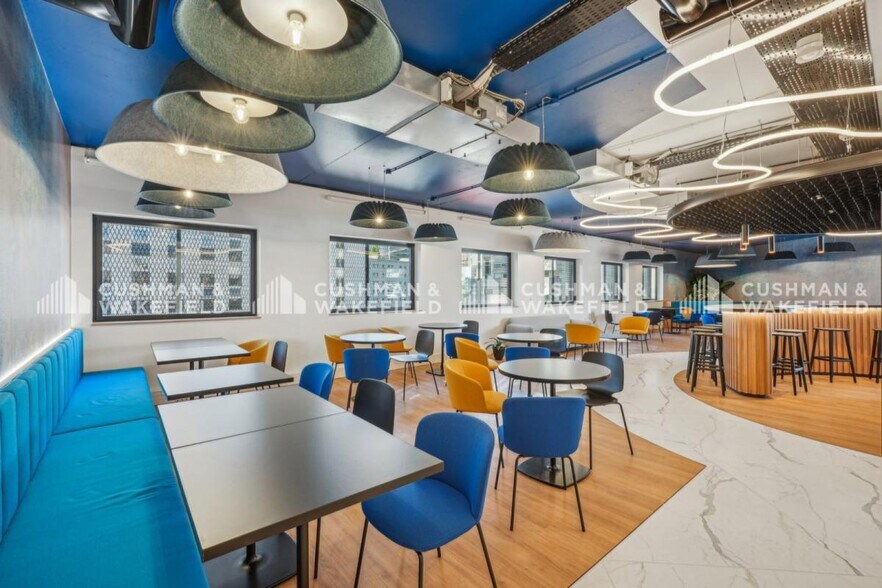 14 Rue Du Général Audran, Courbevoie à louer - Photo du bâtiment - Image 3 de 13