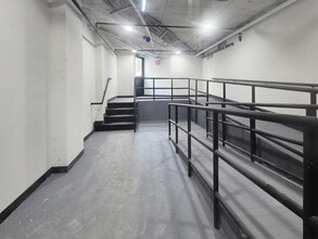 16 Wade Sq, Bronx, NY for lease Interior Photo- Image 2 of 8