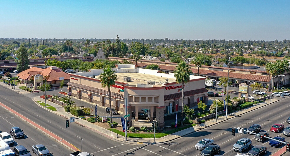 335-395 E Shaw, Fresno, CA for lease - Building Photo - Image 1 of 3