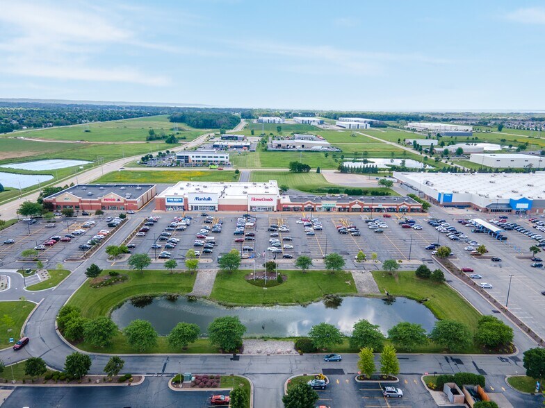 3825-3829 E Calumet St, Appleton, WI à vendre - Photo du bâtiment - Image 3 de 5