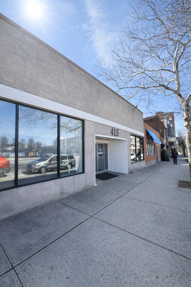 415 E Broad St, Columbus, OH à louer - Photo du bâtiment - Image 1 de 1