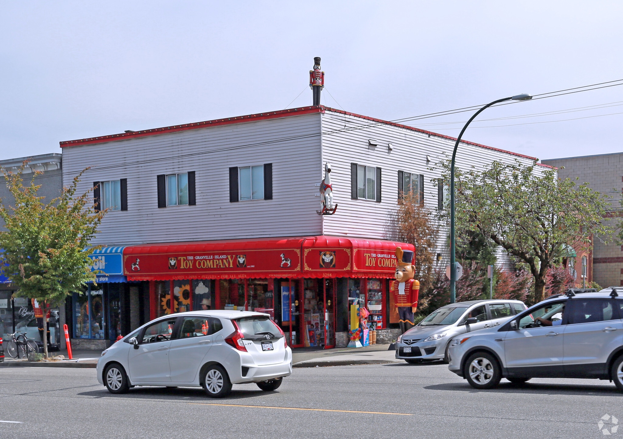 3288-3298 Main St, Vancouver, BC for lease Primary Photo- Image 1 of 3