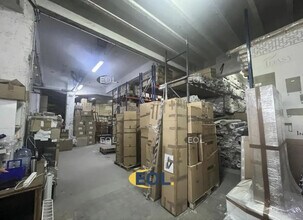 Flex in Bobigny for lease Interior Photo- Image 1 of 14