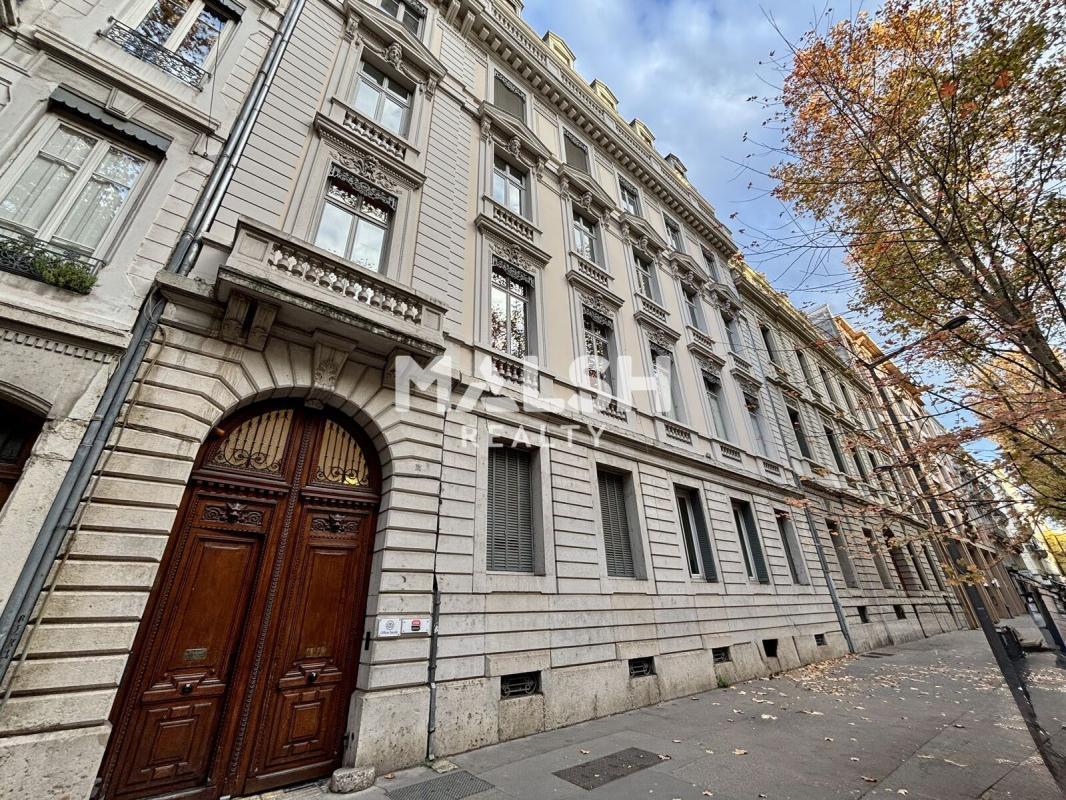 Bureau dans Lyon à louer Photo du bâtiment- Image 1 de 12