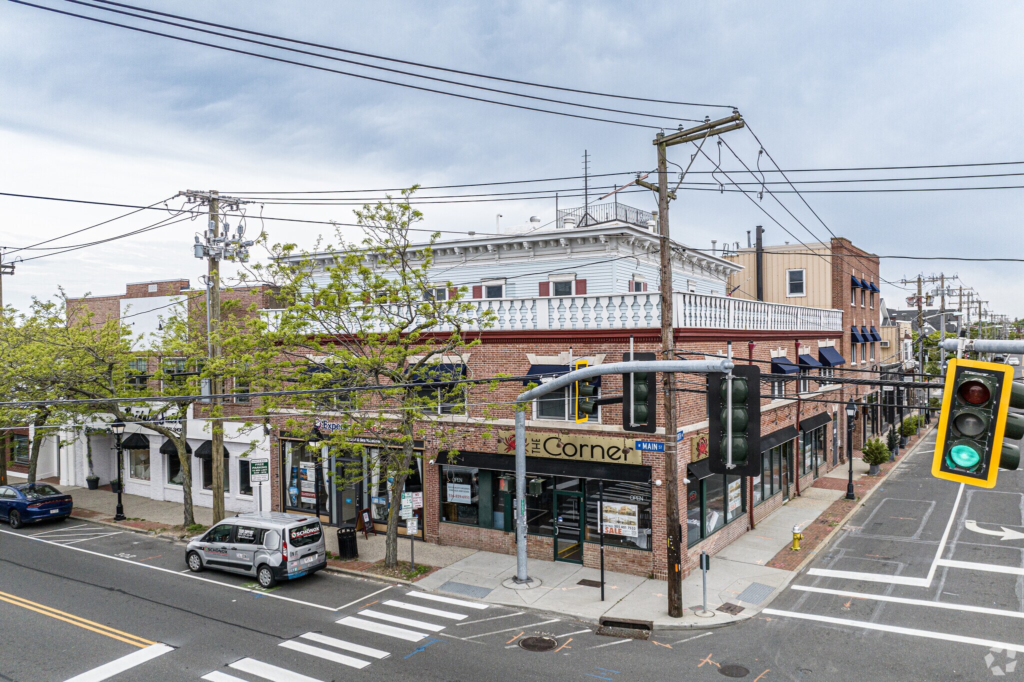 1-3 Main St 2-4 4th Ave, Bay Shore, NY for sale Building Photo- Image 1 of 28
