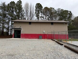 Plus de détails pour 727 Airport Rd, Cornelia, GA - Flex à vendre