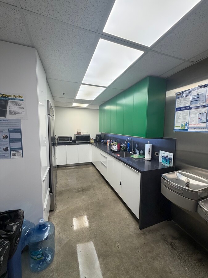 7620 NW 25th St, Miami, FL 33122 - Unité 3 -  - Photo intérieure - Image 1 of 1