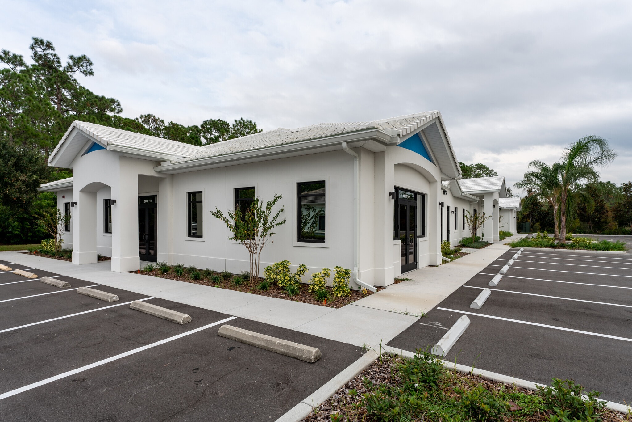 1873 N Clyde Morris Blvd, Daytona Beach, FL for lease Building Photo- Image 1 of 6