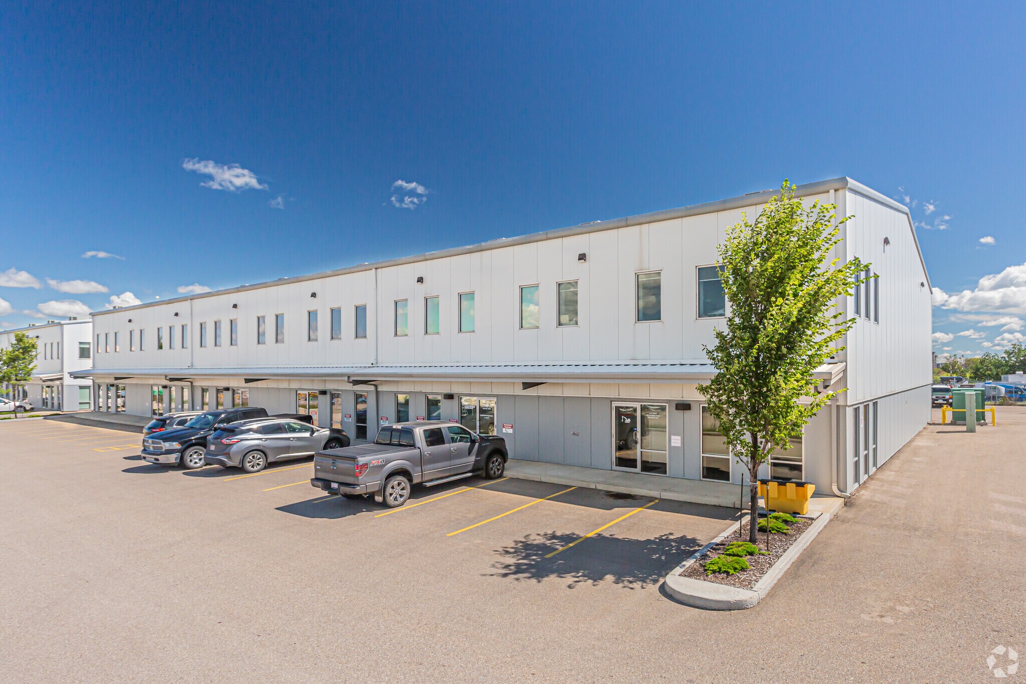 280 Portage Clos, Sherwood Park, AB for sale Primary Photo- Image 1 of 1