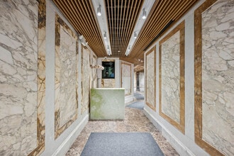 16 W 32nd St, New York, NY à louer Hall d’entrée- Image 2 de 27