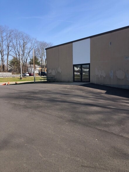 1 Scobie Dr, Newburgh, NY for lease - Building Photo - Image 1 of 15