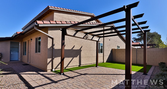 6221 E Greenway St, Mesa AZ - Services immobiliers commerciaux