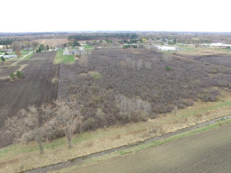 1263 Sand Beach Rd, Bad Axe, MI for lease - Building Photo - Image 3 of 26