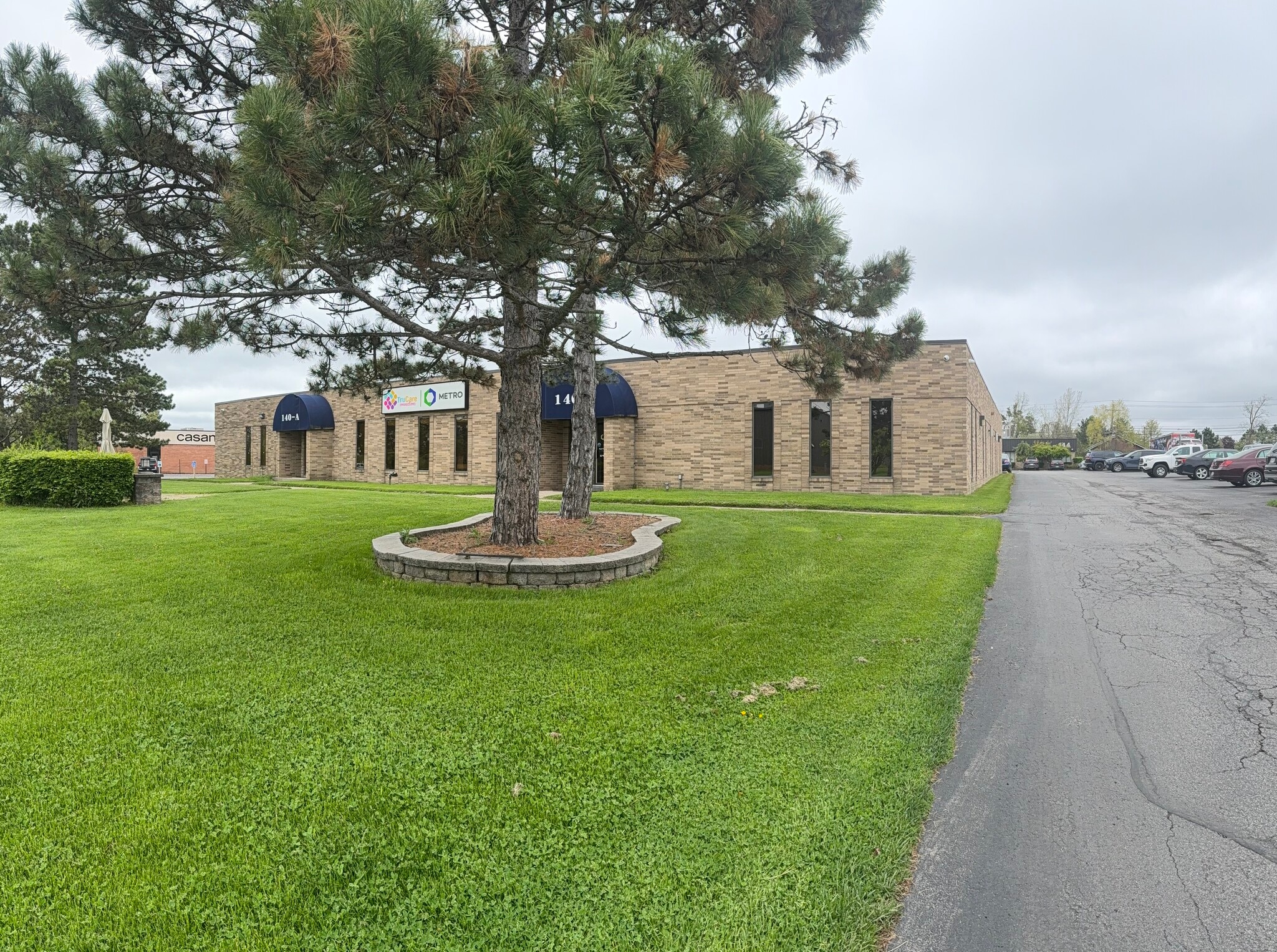 140 Metro Park, Rochester, NY for lease Building Photo- Image 1 of 7