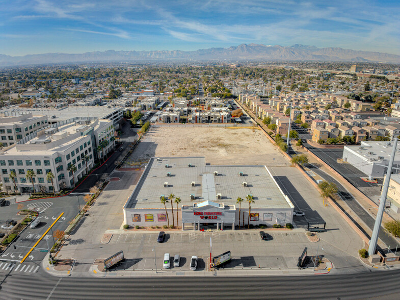 300 S Martin Luther King Blvd, Las Vegas, NV à vendre - Photo du bâtiment - Image 1 de 1