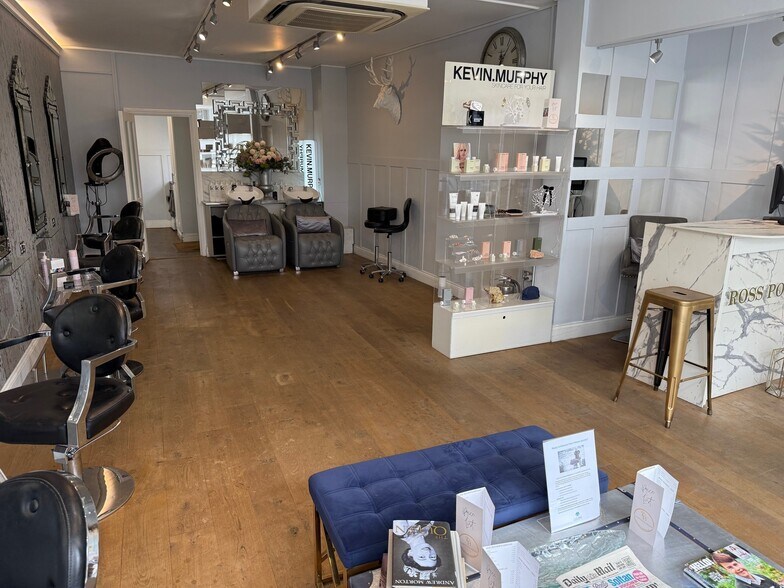 High St, Maidenhead à louer - Photo du bâtiment - Image 3 de 8