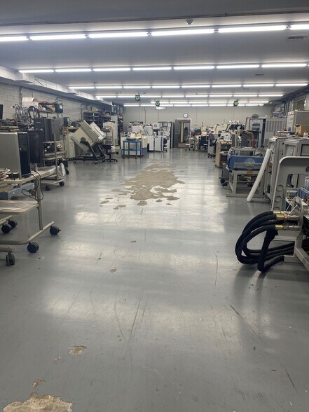 2099 Main Rd, Newfield, NJ à vendre - Photo intérieure - Image 3 de 5