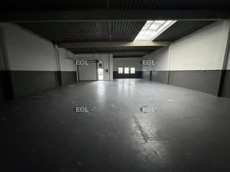 Industrial in Lognes for lease - Interior Photo - Image 2 of 7