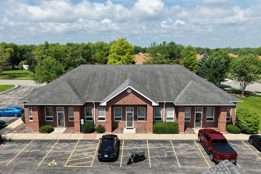 220 Garden St, Yorkville, IL à louer - Photo du bâtiment - Image 1 de 41