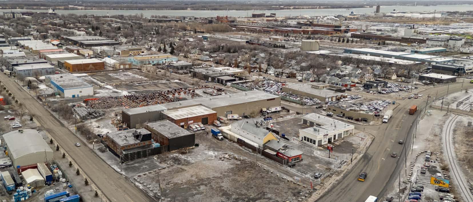 505 Av Laurendeau, Montréal-Est, QC for lease Primary Photo- Image 1 of 4