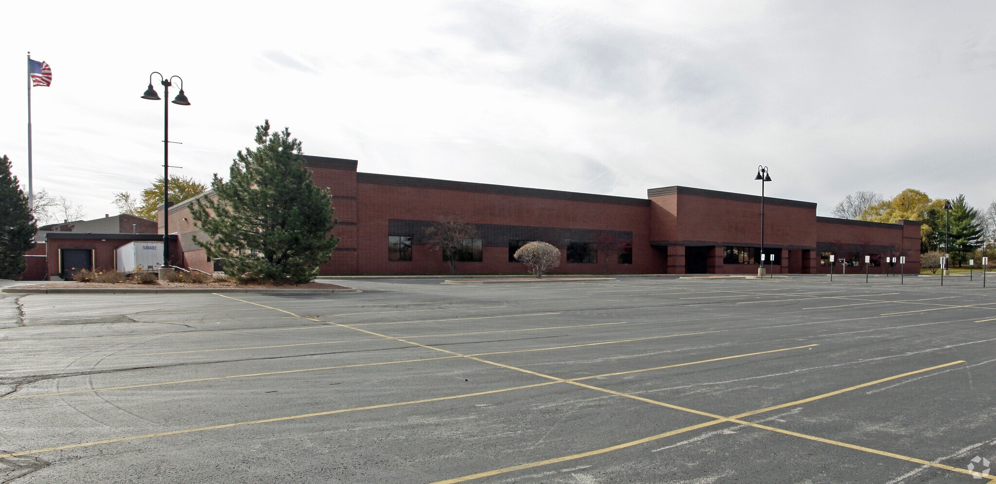12695 W National Ave, New Berlin, WI for lease Primary Photo- Image 1 of 3