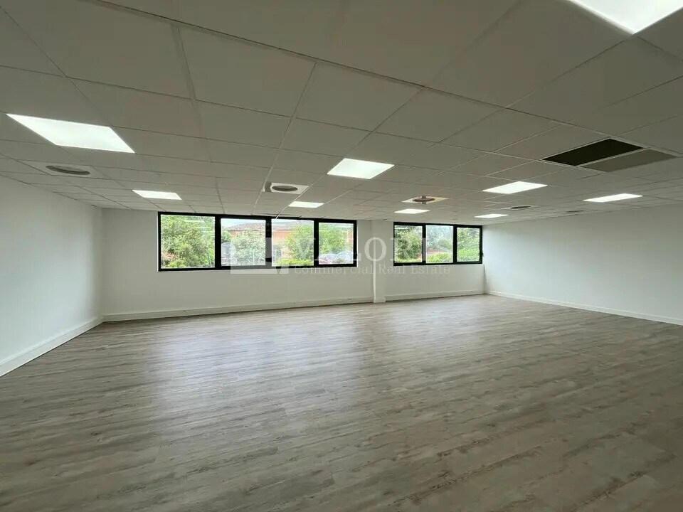 Bureau dans Vitrolles à louer Photo du bâtiment- Image 1 de 8