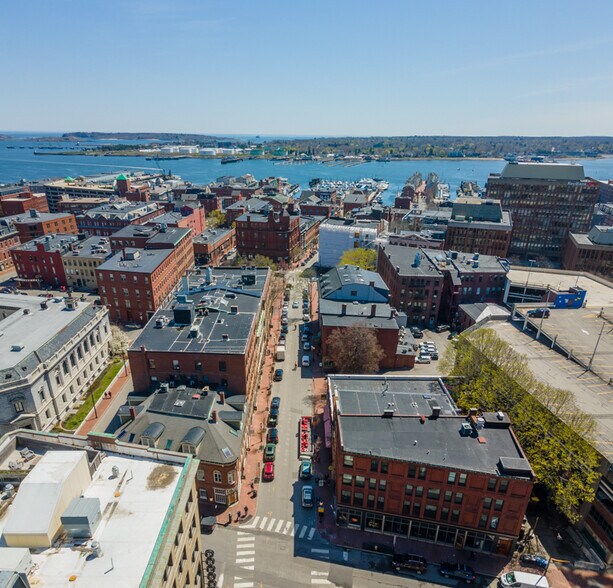 110 Exchange St, Portland, ME à louer - Photo du bâtiment - Image 3 de 8